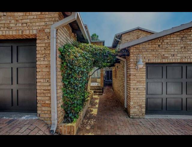 3 BEDROOM PROPERTY TO RENT IN VICTORY PARK